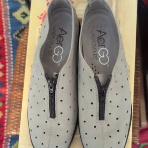 AEROSOLES Light Gray Perforated Zipper Shoes